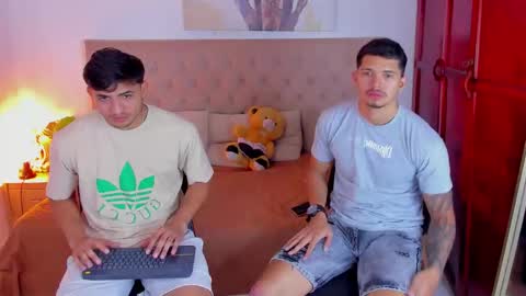 janomar01 online show from 11.17.25