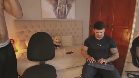 janomar01 online show from 03.20.26