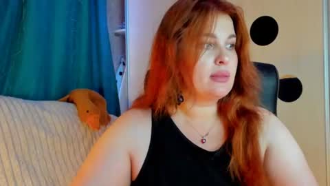 Snapshot of jansylines chatting on 06.21.26 JansyLines online show from 06.21.26