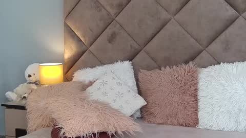 jaquelinemerlot online show from 01.06.25