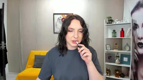 JaquelinLaurent online show from 10.13.25