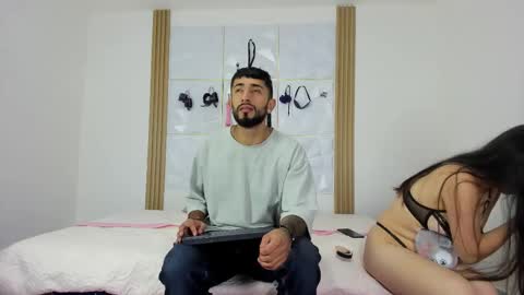 Snapshot of jaryandnick_smith chatting on 10.05.25 jaryandnick_smith online show from 10.05.25