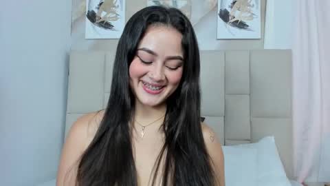 Jaslyn online show from 02.06.25