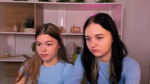 Snapshot of jasmies chatting on 10.23.25 jasmies online show from 10.23.25