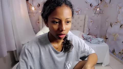 Snapshot of jasmin_brunette_ chatting on 12.03.24 Jasmin online show from 12.03.24