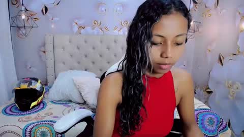 Snapshot of jasmin_brunette_ chatting on 12.19.24 Jasmin online show from 12.19.24