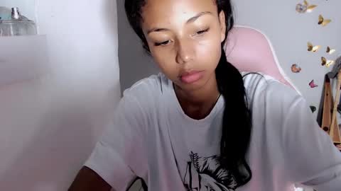 Snapshot of jasmin_brunette_ chatting on 09.29.25 Jasmin online show from 09.29.25