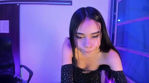 Snapshot of jasmin_skinny chatting on 10.22.25 jasmin_skinny online show from 10.22.25