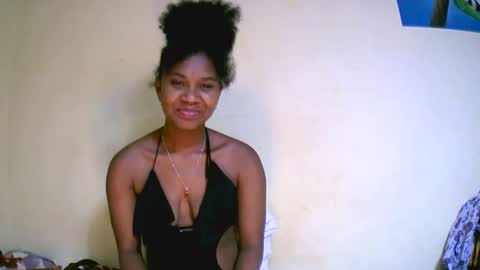 Snapshot of jasminah176750 chatting on 10.15.25 jasminah176750 online show from 10.15.25