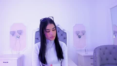 Jasmine online show from 01.03.25
