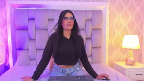 Jasmine online show from 09.15.25