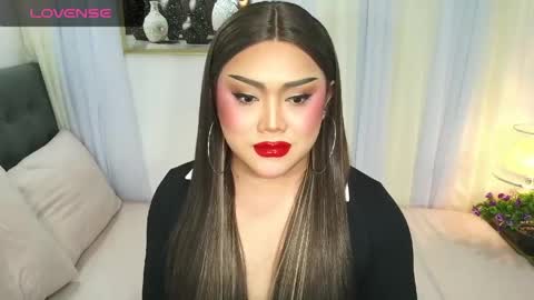 Jasmine Brandy online show from 04.18.26