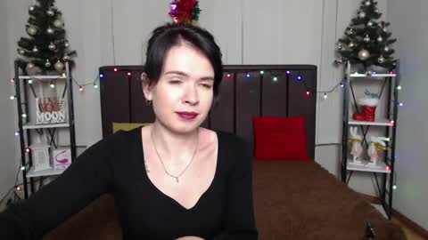 JasmineKouch online show from 12.26.24