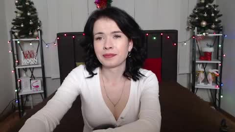 JasmineKouch online show from 12.28.24