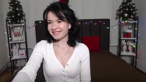 JasmineKouch online show from 12.28.24