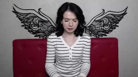 JasmineKouch online show from 01.27.25