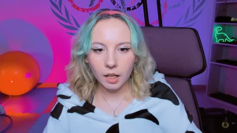 Jasmine online show from 01.04.25