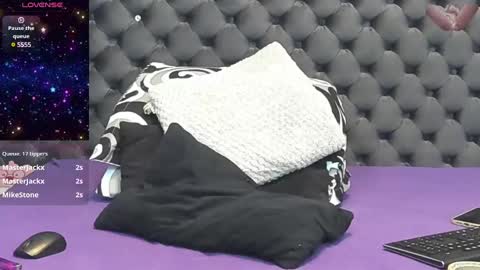 Queen Of Squirt online show from 12.28.24