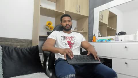 Jason online show from 10.20.25