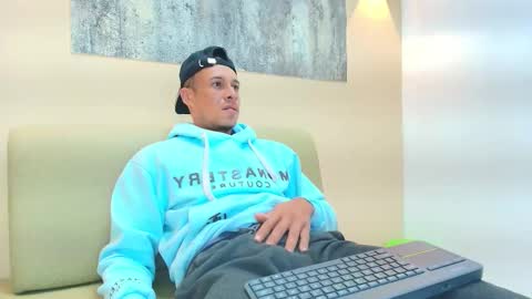 Snapshot of jason_tomas chatting on 02.10.26 Jason online show from 02.10.26