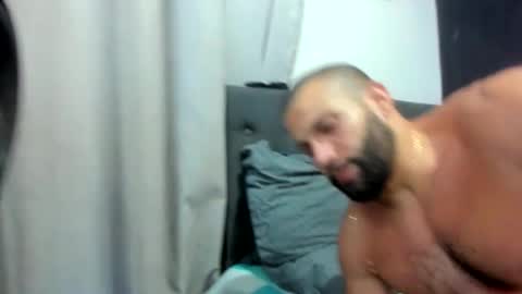 Snapshot of jasonmartiinez chatting on 10.23.25 online show from 10.23.25