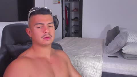 Snapshot of jasperbrooksx chatting on 01.26.25 JBrooksXx online show from 01.26.25