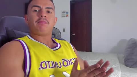 Snapshot of jasperbrooksx chatting on 02.05.25 JBrooksXx online show from 02.05.25