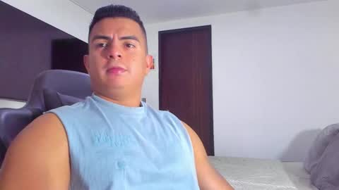 Snapshot of jasperbrooksx chatting on 02.14.25 JBrooksXx online show from 02.14.25