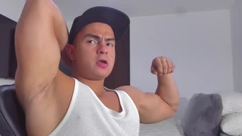 Snapshot of jasperbrooksx chatting on 03.09.25 JBrooksXx online show from 03.09.25