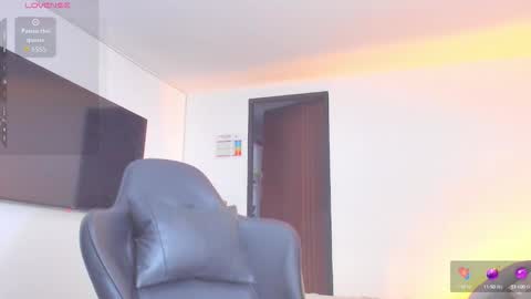 Snapshot of jasperbrooksx chatting on 10.05.25 JBrooksXx online show from 10.05.25