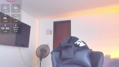 Snapshot of jasperbrooksx chatting on 10.07.25 JBrooksXx online show from 10.07.25