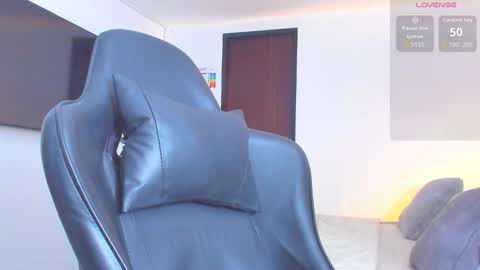 Snapshot of jasperbrooksx chatting on 10.24.25 JBrooksXx online show from 10.24.25