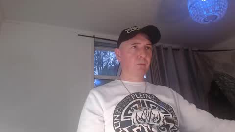 jaspercarot online show from 11.19.25