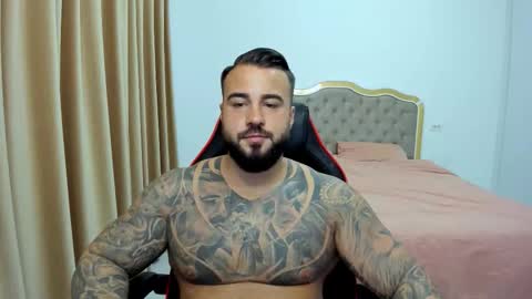 Snapshot of javicute4u chatting on 10.23.25 Javi online show from 10.23.25