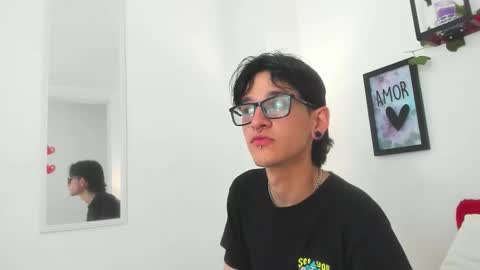 Snapshot of jax25_os chatting on 10.02.25 jax25_os online show from 10.02.25