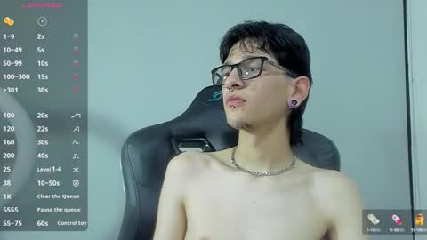 Snapshot of jax25_os chatting on 10.26.25 jax25_os online show from 10.26.25