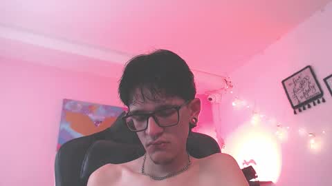 Snapshot of jax25_os chatting on 10.30.25 jax25_os online show from 10.30.25