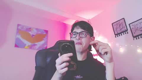 Snapshot of jax25_os chatting on 11.03.25 jax25_os online show from 11.03.25