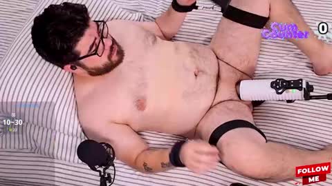 Snapshot of jax_luna chatting on 10.04.25 Jax Luna online show from 10.04.25