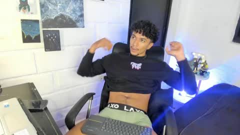 Snapshot of jay_aalvarez chatting on 03.26.26 Jay online show from 03.26.26