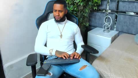 Snapshot of jay_jhonson chatting on 02.20.26 jay jhonson online show from 02.20.26