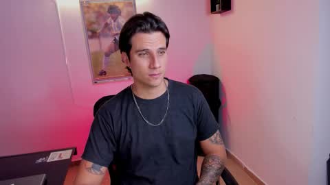 Jay Alvarrez online show from 11.04.25