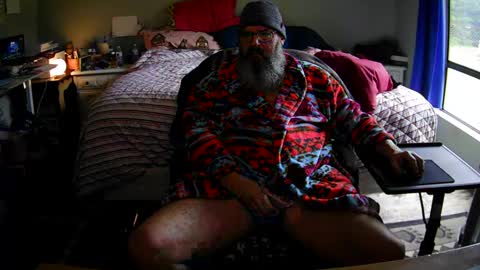 Grand Zaddy or Jay its casual online show from 12.08.24