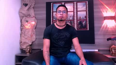 Jayden Morris online show from 10.28.25