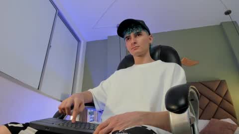 Snapshot of jaydenvillalobos chatting on 09.14.25 jaydenvillalobos online show from 09.14.25