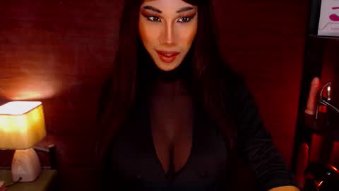 Snapshot of jayetan chatting on 10.01.25 jayetan online show from 10.01.25