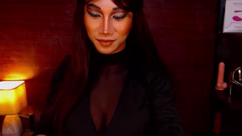 Snapshot of jayetan chatting on 10.10.25 jayetan online show from 10.10.25