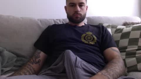 Snapshot of jayg333 chatting on 11.28.25 jayg333 online show from 11.28.25