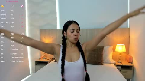 Jaylen Sweet OLINE  2 PM-10PM TIME COLOMBIA online show from 10.23.25