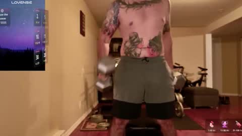 Snapshot of jayxcee_official chatting on 11.05.25 jayxcee OFFICIAL online show from 11.05.25